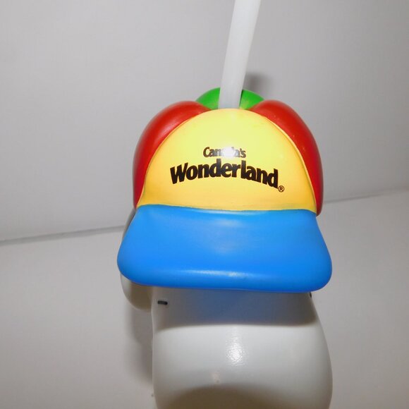 2010 Canada's Wonderland 22oz Peanuts Snoopy souvenir Travel Cup Water Bottle - Picture 3 of 9